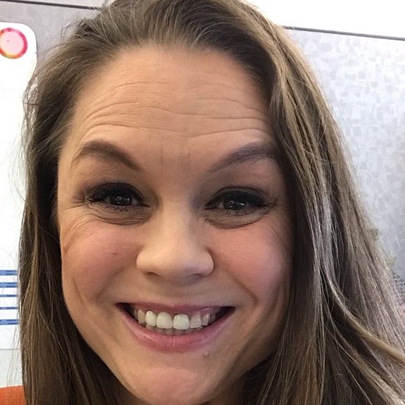 Meet your Posher, Dawn-Michelle - Picture 6 of 16